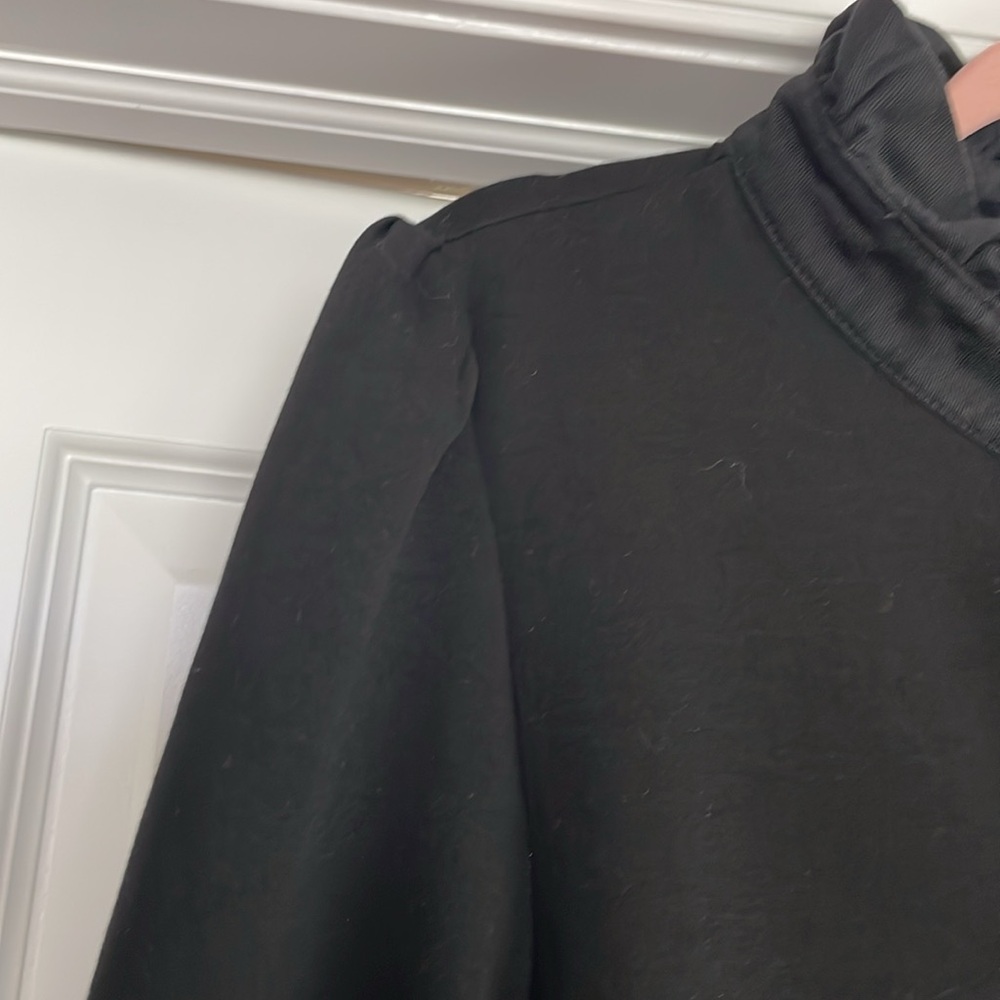 Tuckernuck Pomander Place Charlotte
Dress - Picture 4 of 11